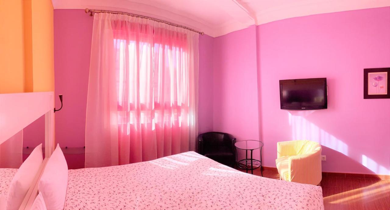 Hostal Arco Iris Madrid Exterior foto